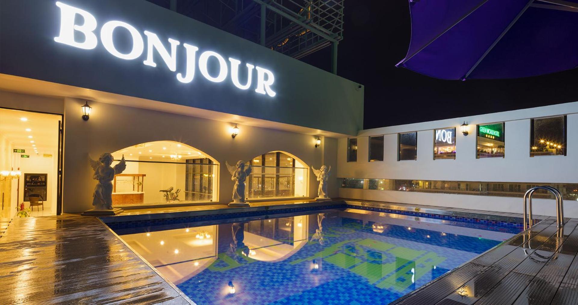 Bonjour Nha Trang Hotel Exterior foto