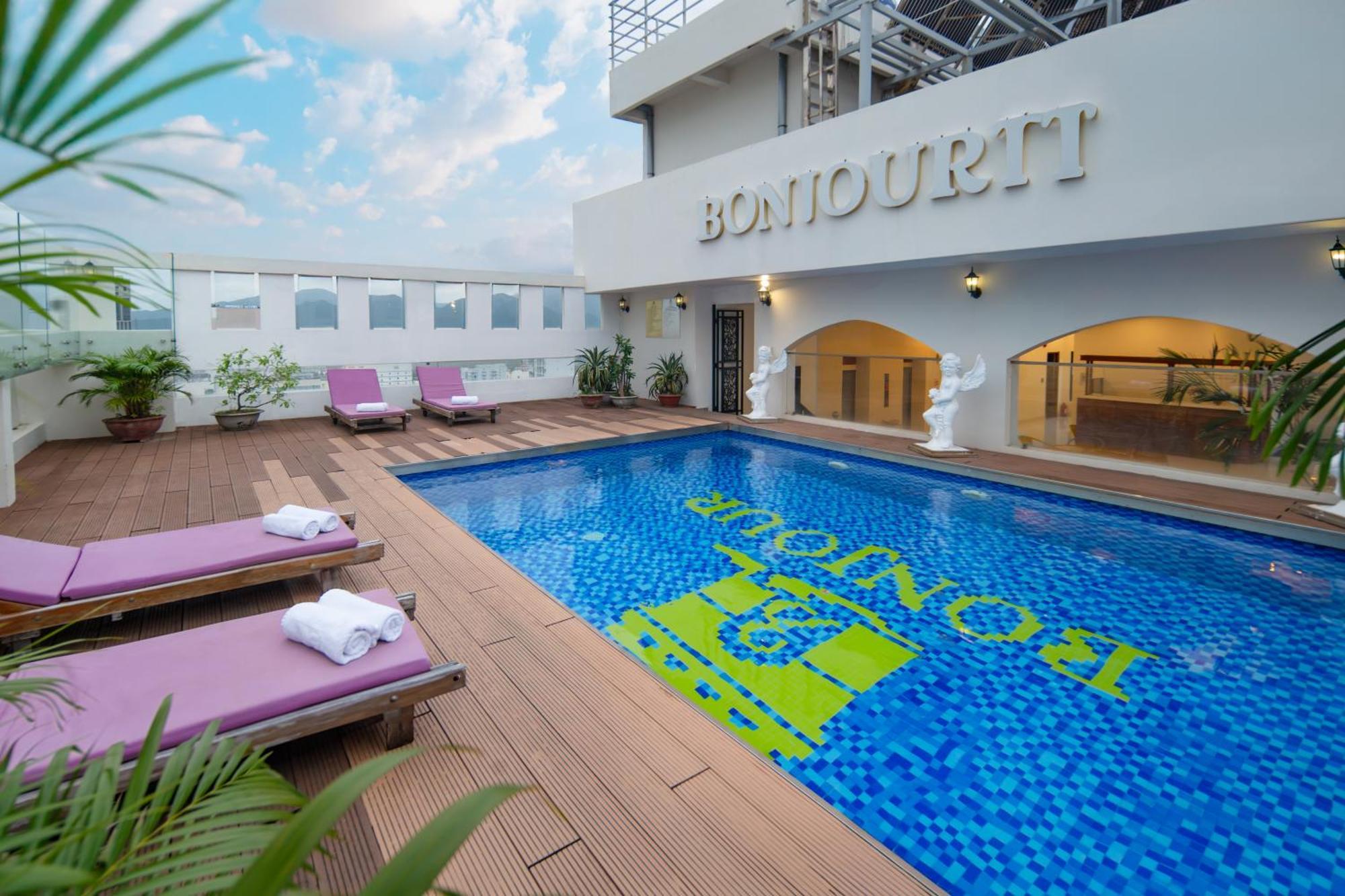 Bonjour Nha Trang Hotel Exterior foto